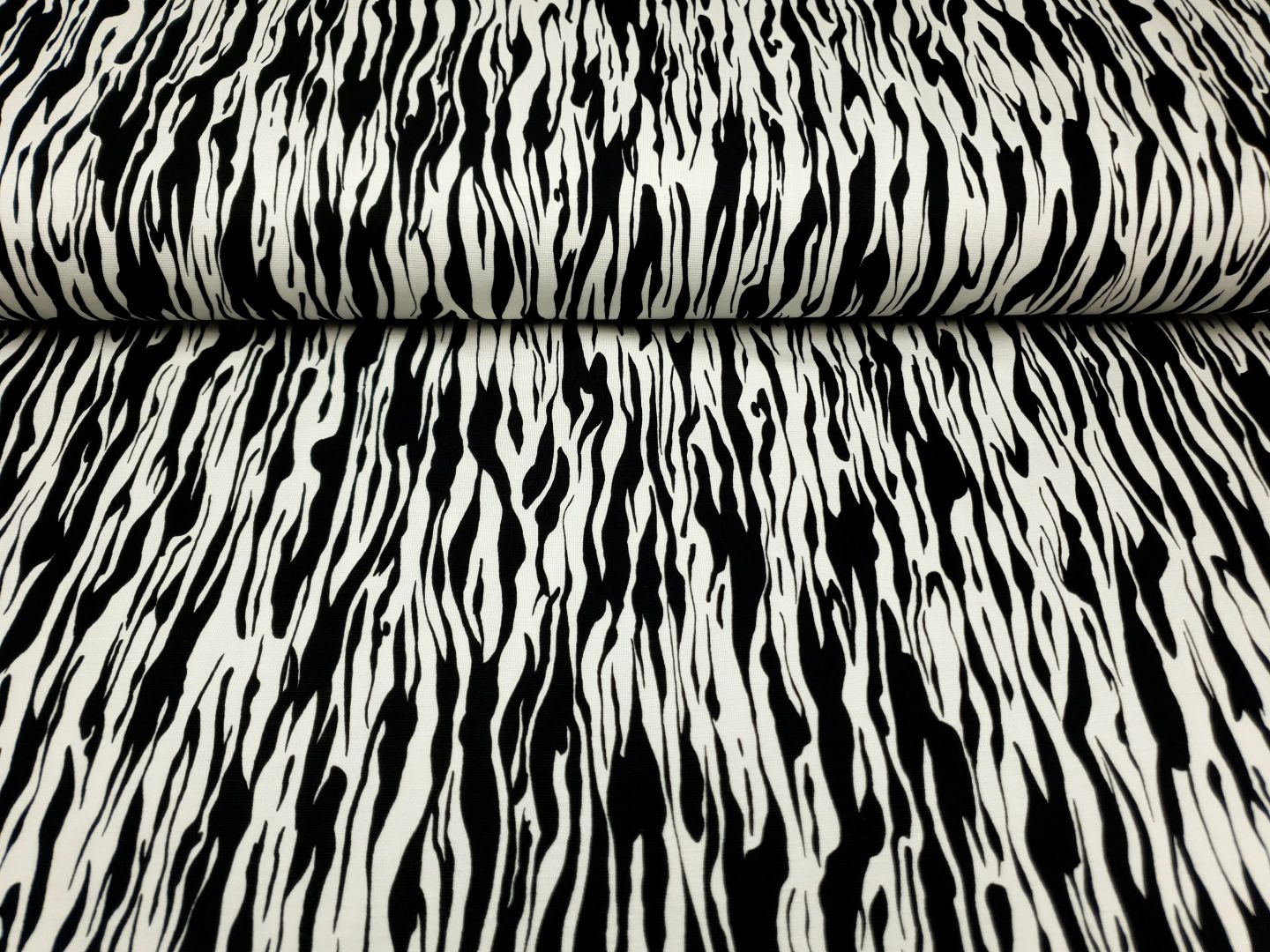 Flames offwhite/schwarz