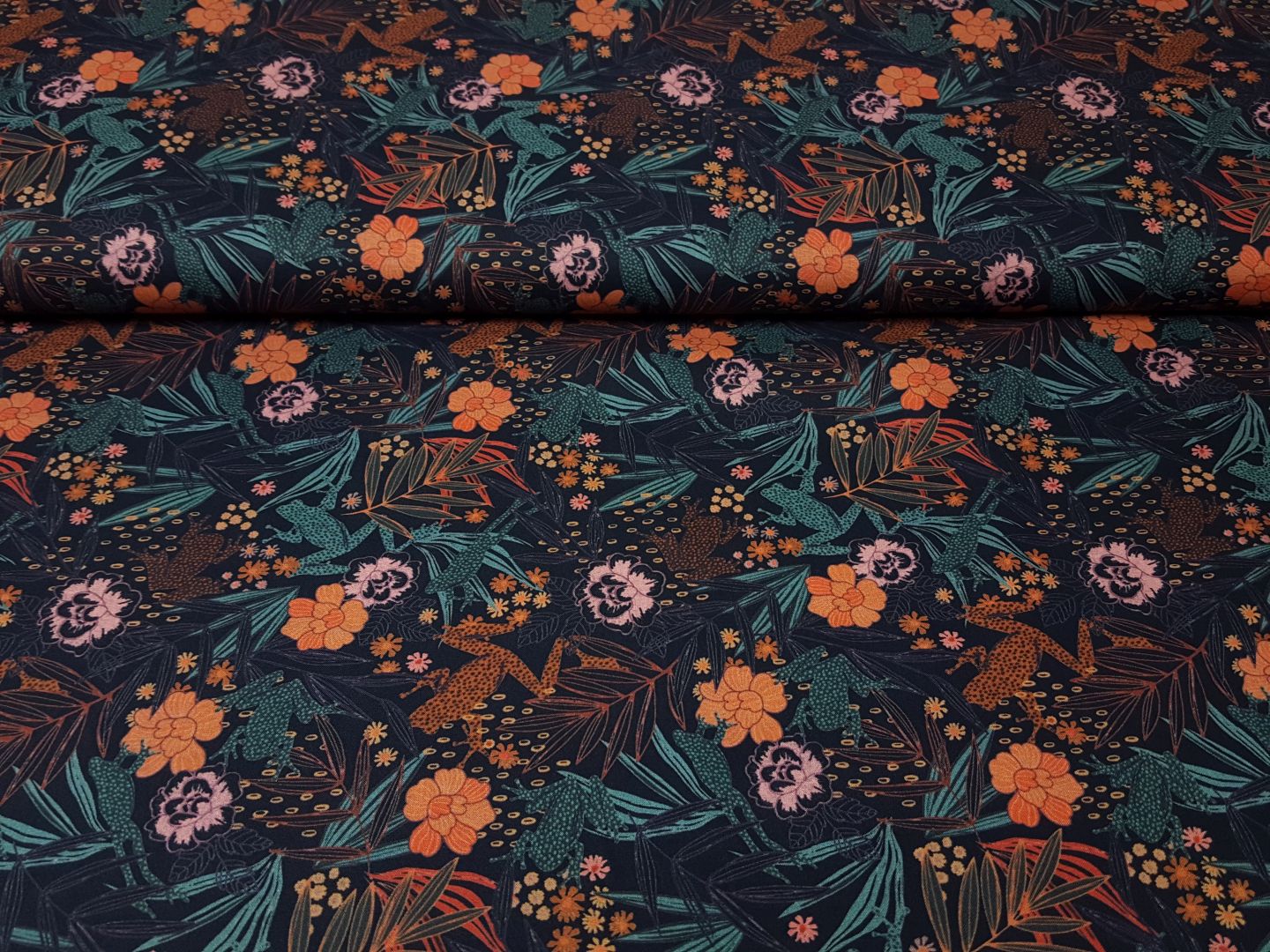 Flowers and Frogs navy/orange/mint