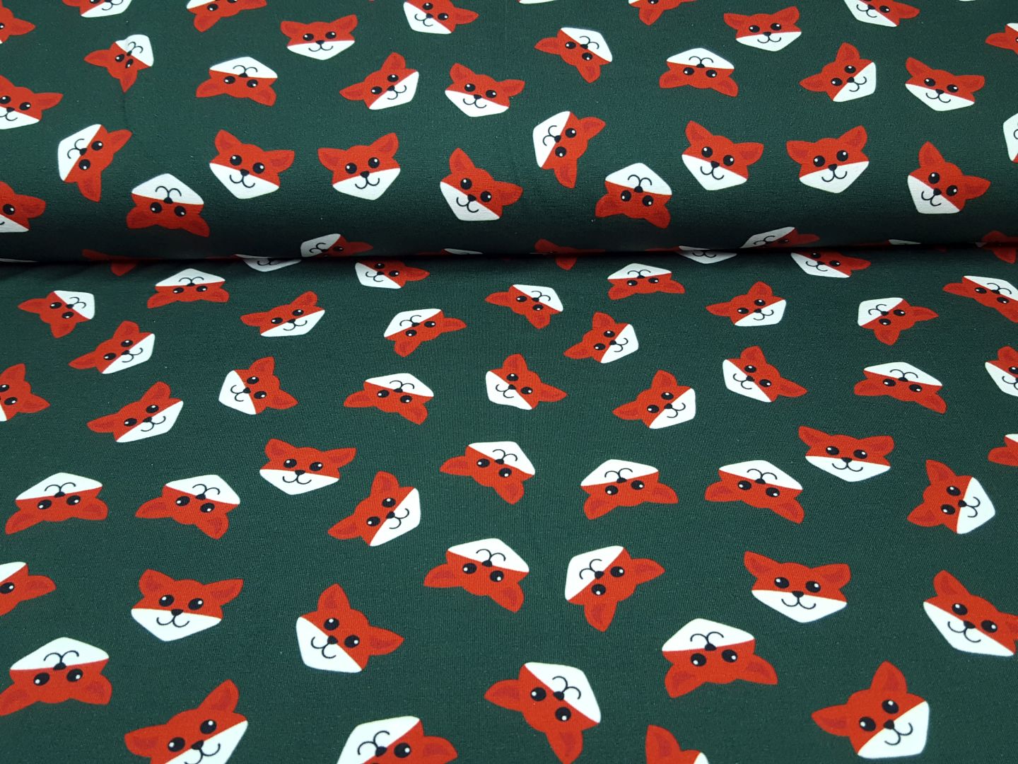 Foxy dunkelgrün/rot/weiss