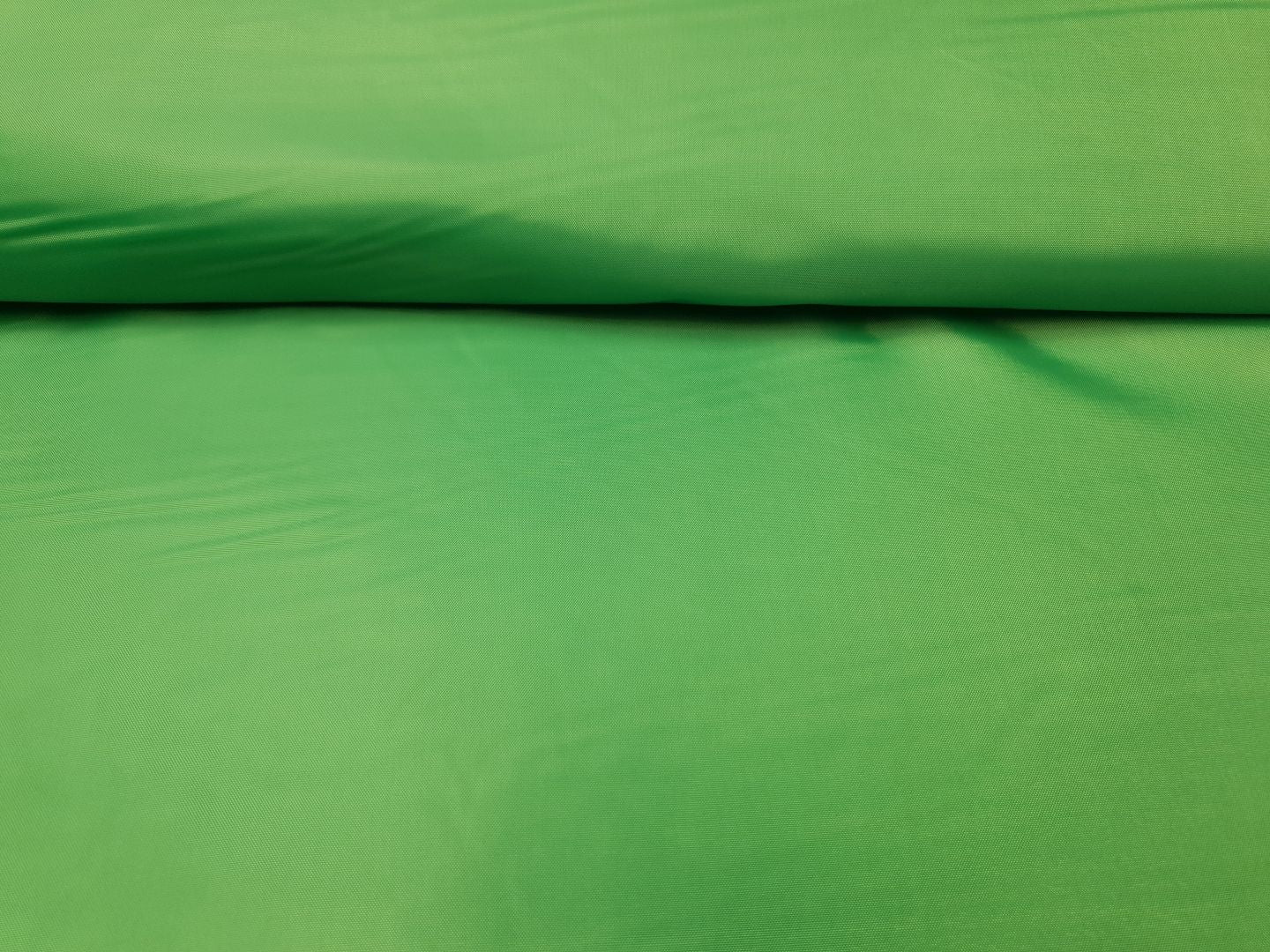 Futterstoff uni grasgrün