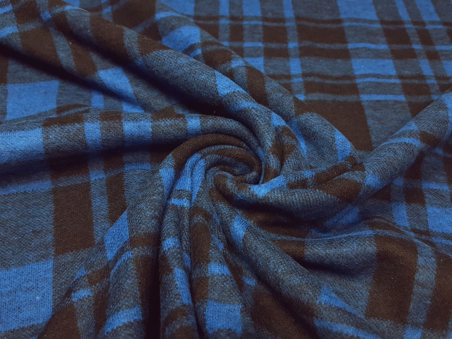 George schwarz/royalblau