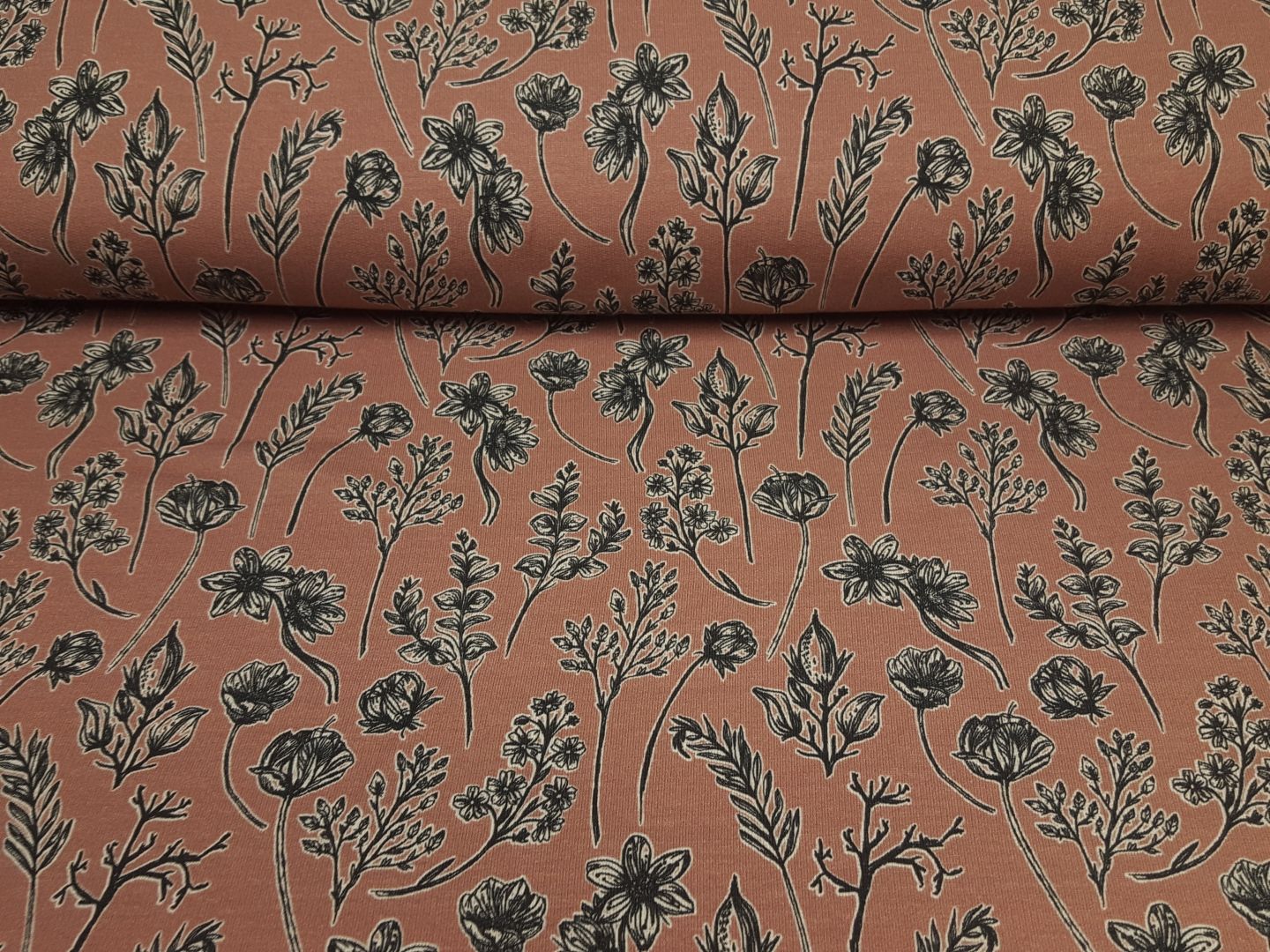 Herbarium by Lila-Lotta altrosa/schwarz/weiss