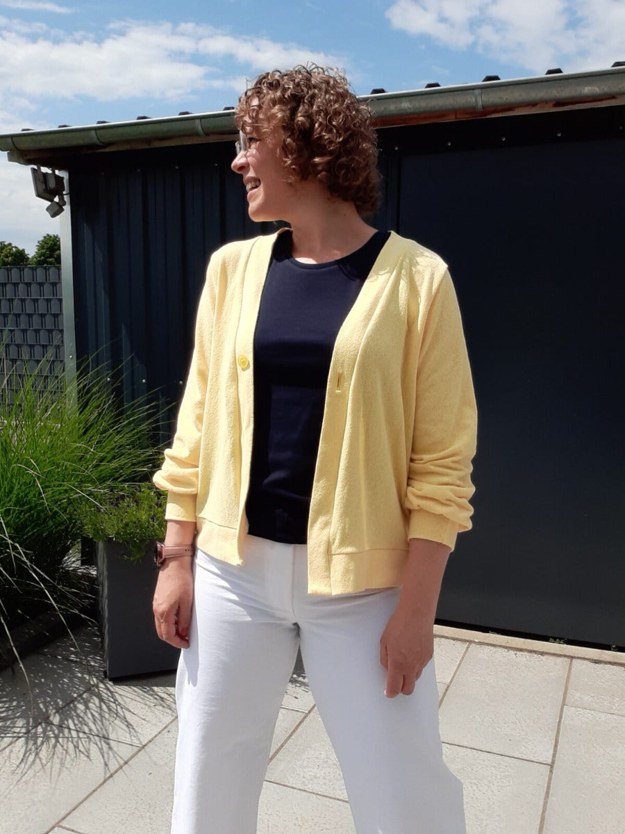 Papierschnittmuster Strickjacke Karo Damen von Fadenkäfer
