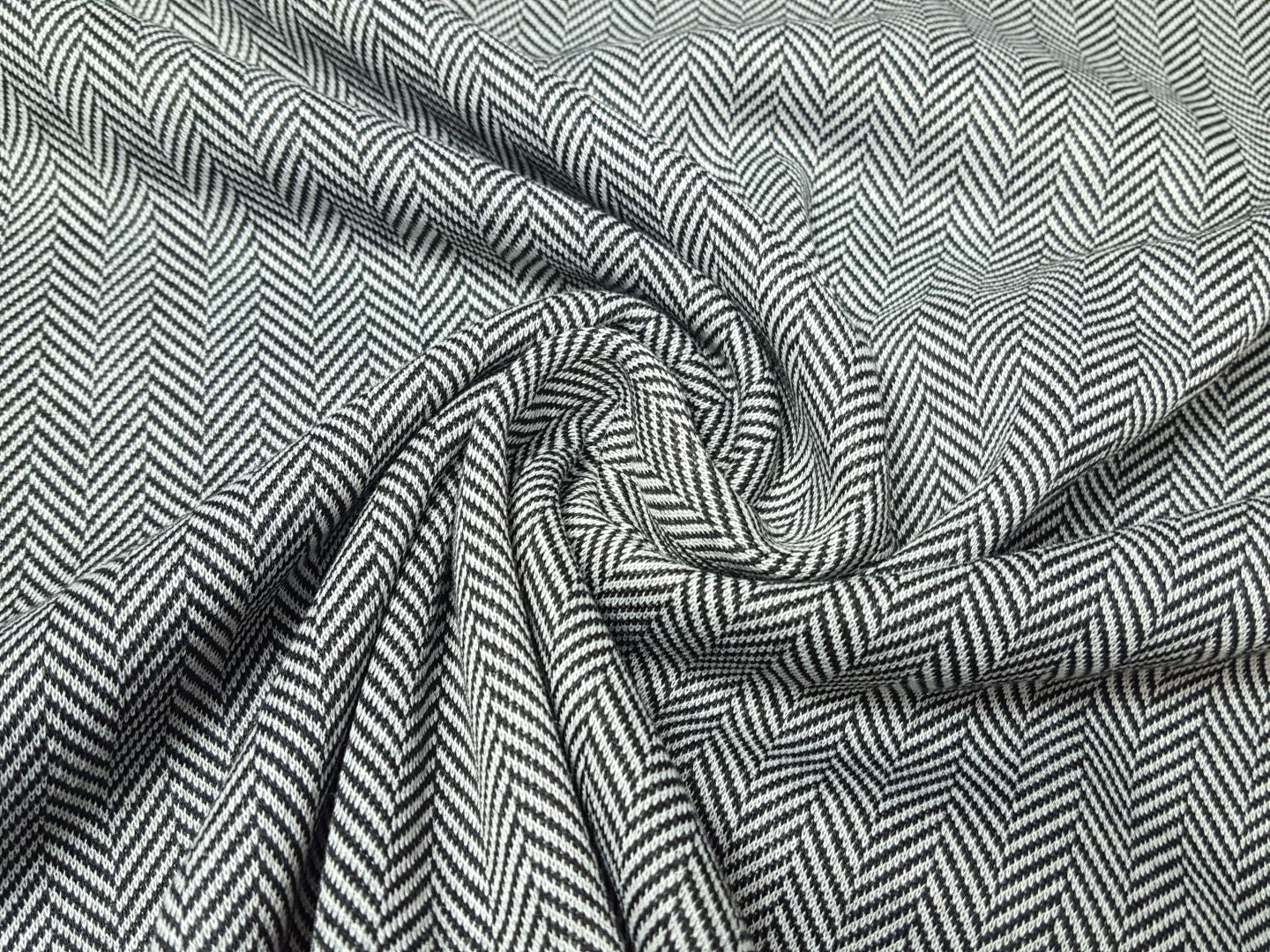 Jacquard Fischgrät schwarz/weiss