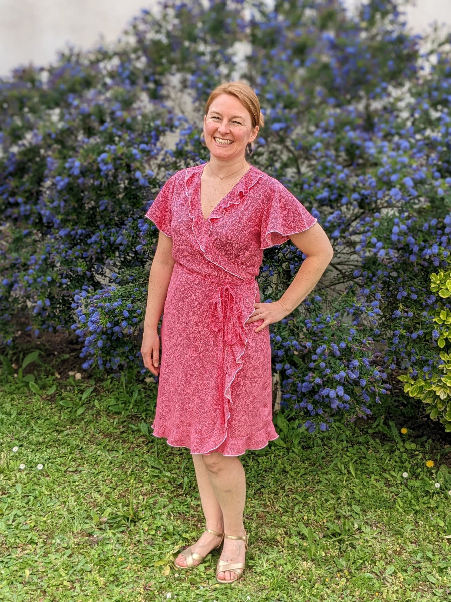 Papierschnittmuster Wickelkleid Holly Damen von Fadenkäfer