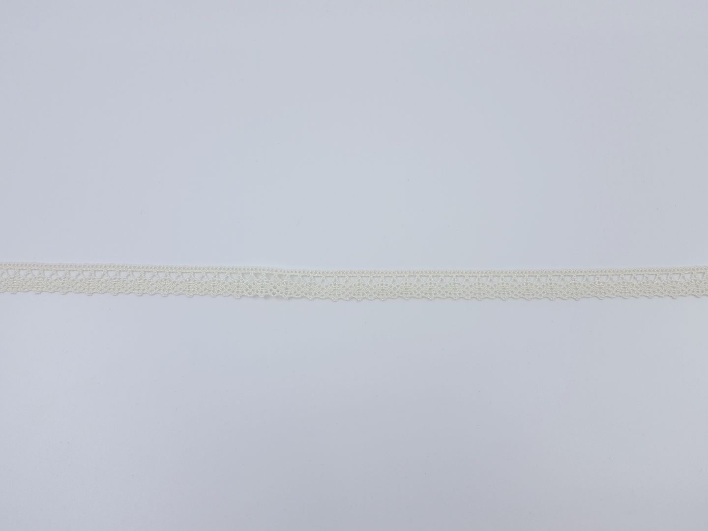 Klöppelspitze 12mm beige