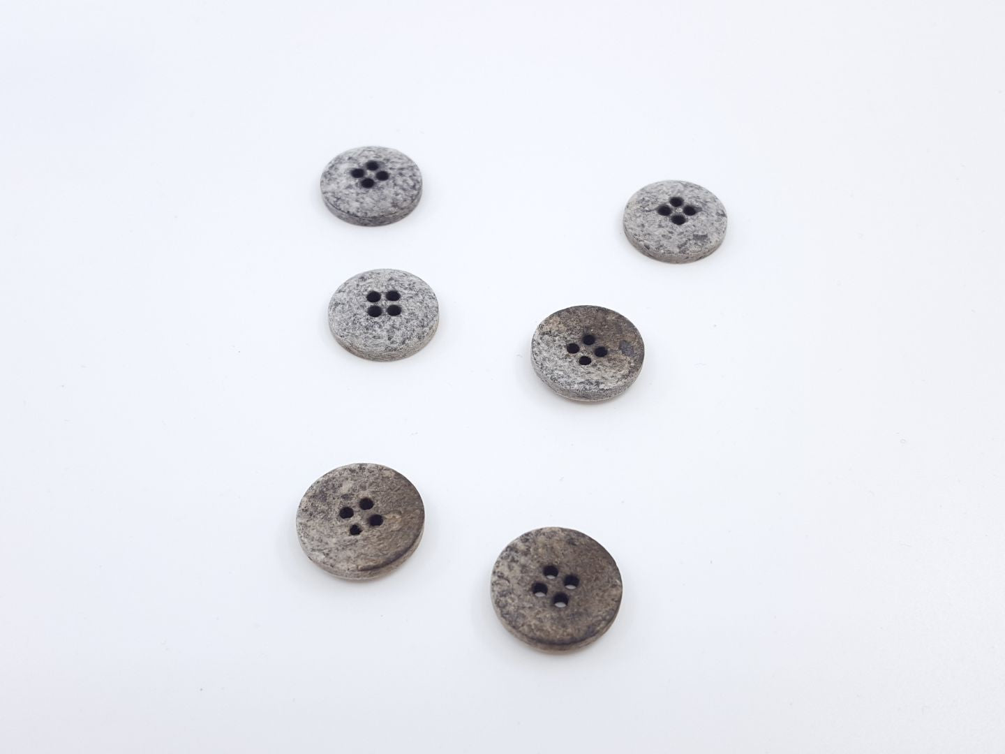 Kunststoffknöpfe 17mm dunkelbraun