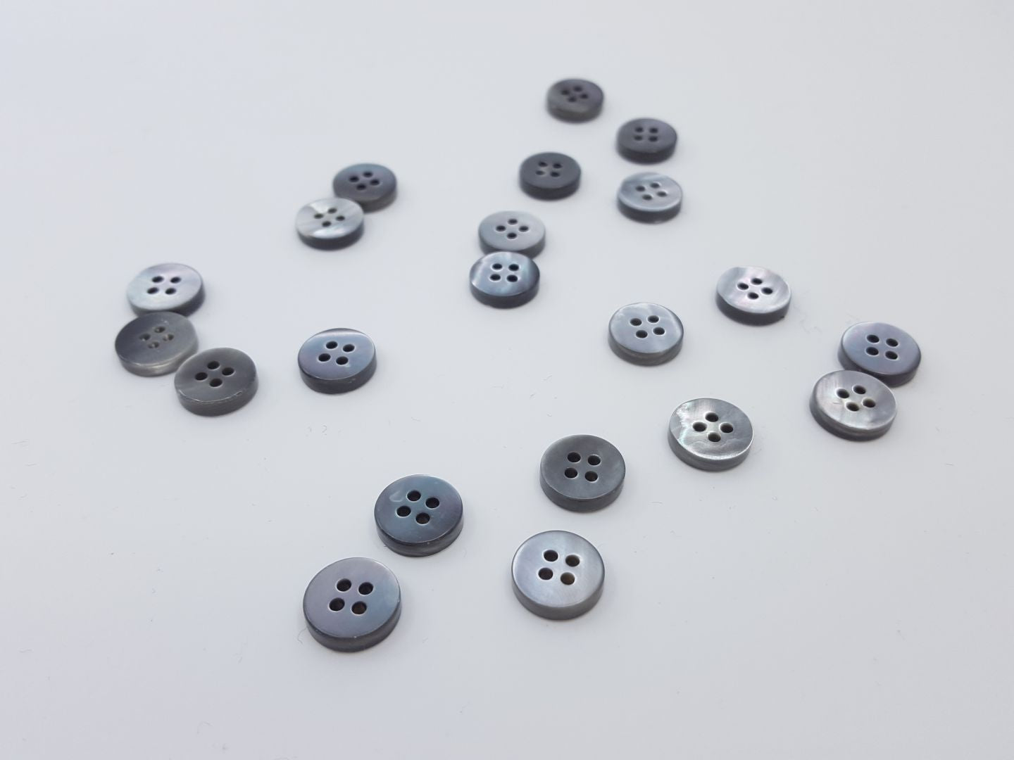 Kunststoffknöpfe dunkelgrau 12mm