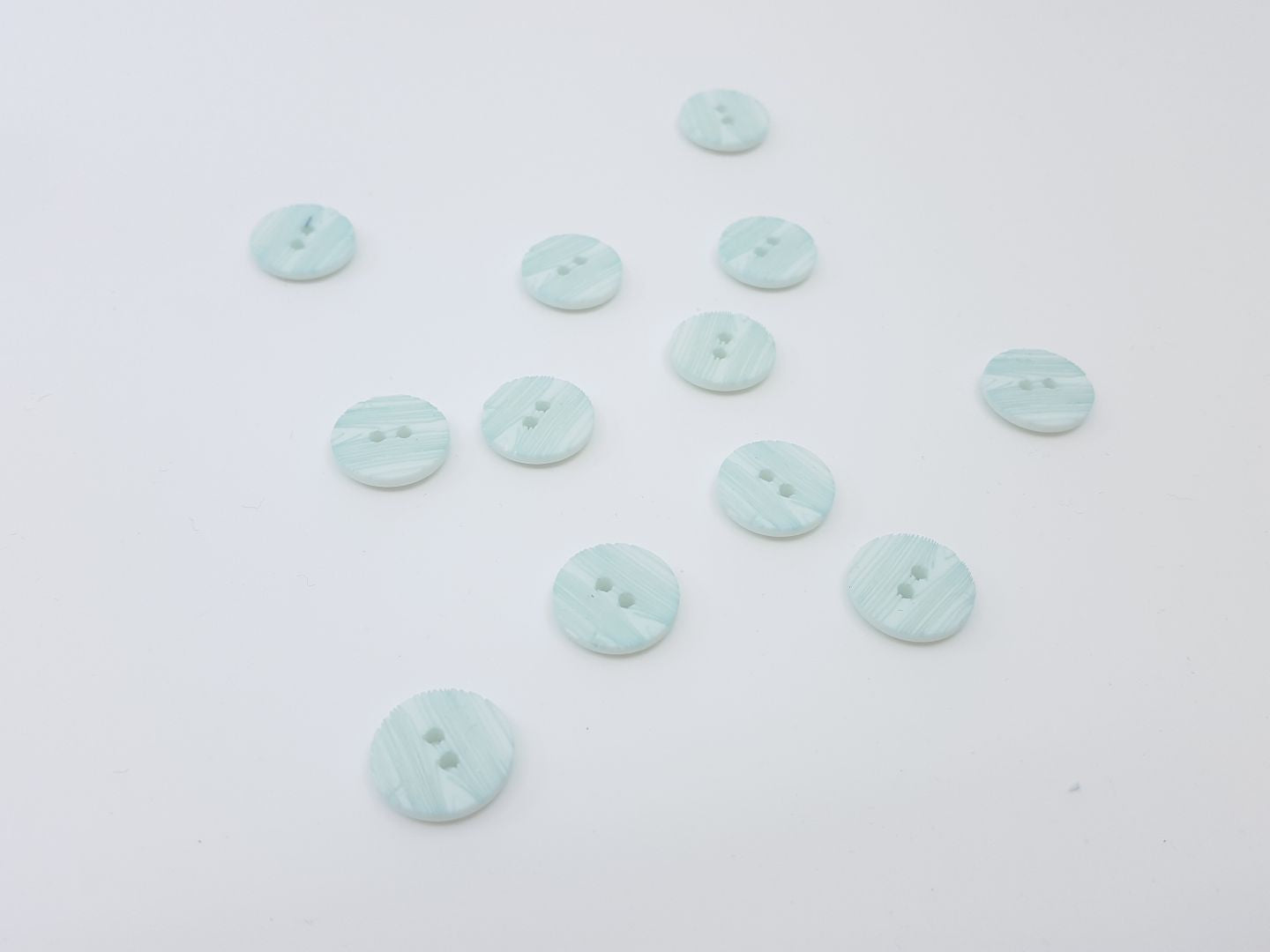 Kunststoffknöpfe mint 15mm