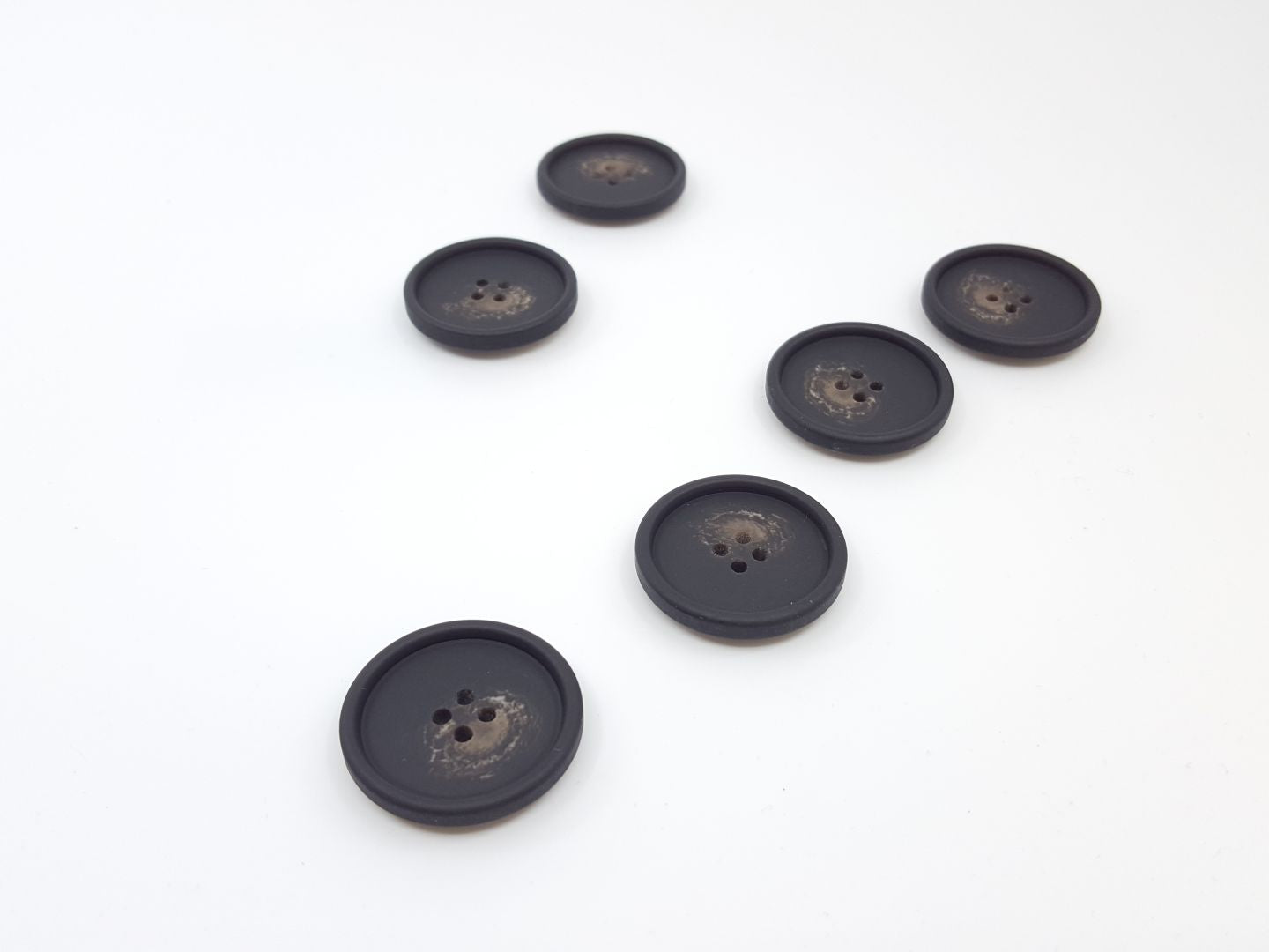 Kunststoffknöpfe mit Rand dunkelbraun melange 30mm