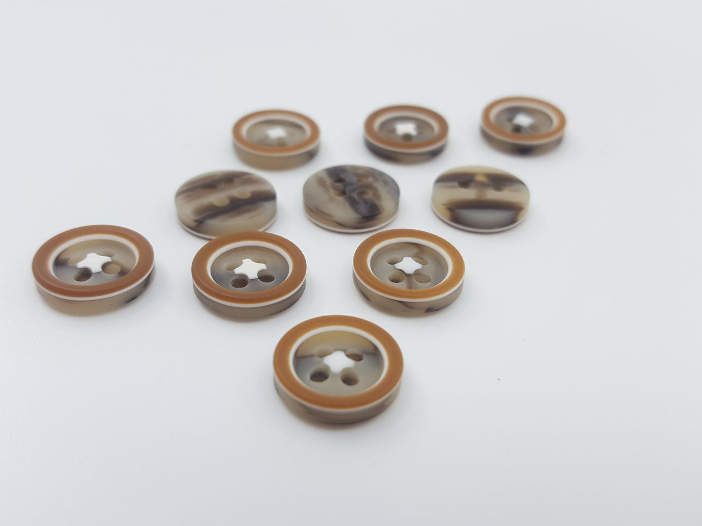 Kunststoffknöpfe mit Rand grau 10mm