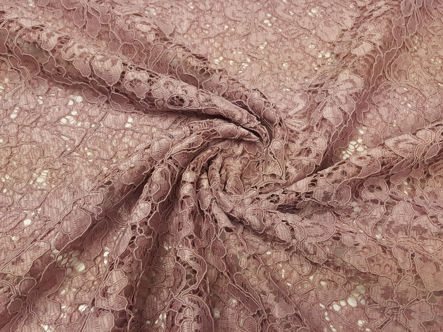 Lace uni altrosa