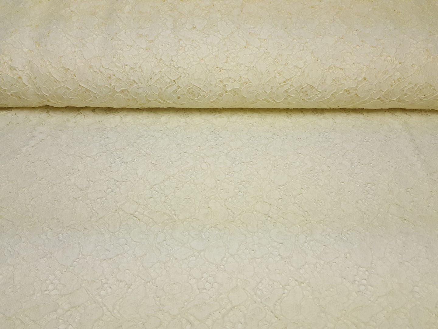 Lace uni offwhite