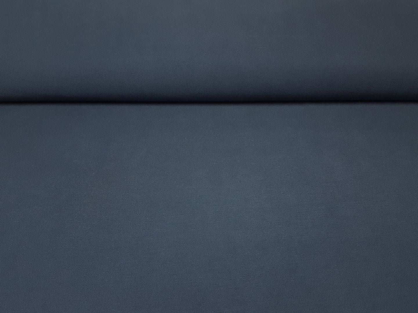 Lola graublau