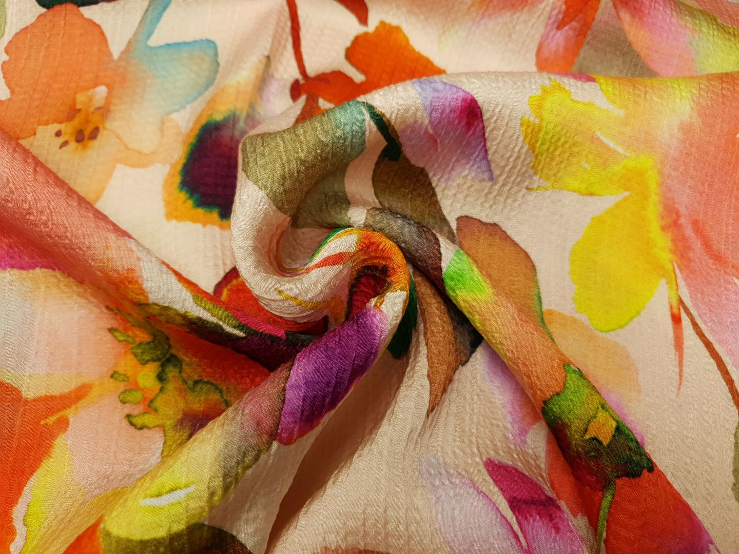 Marisa puder/bunt
