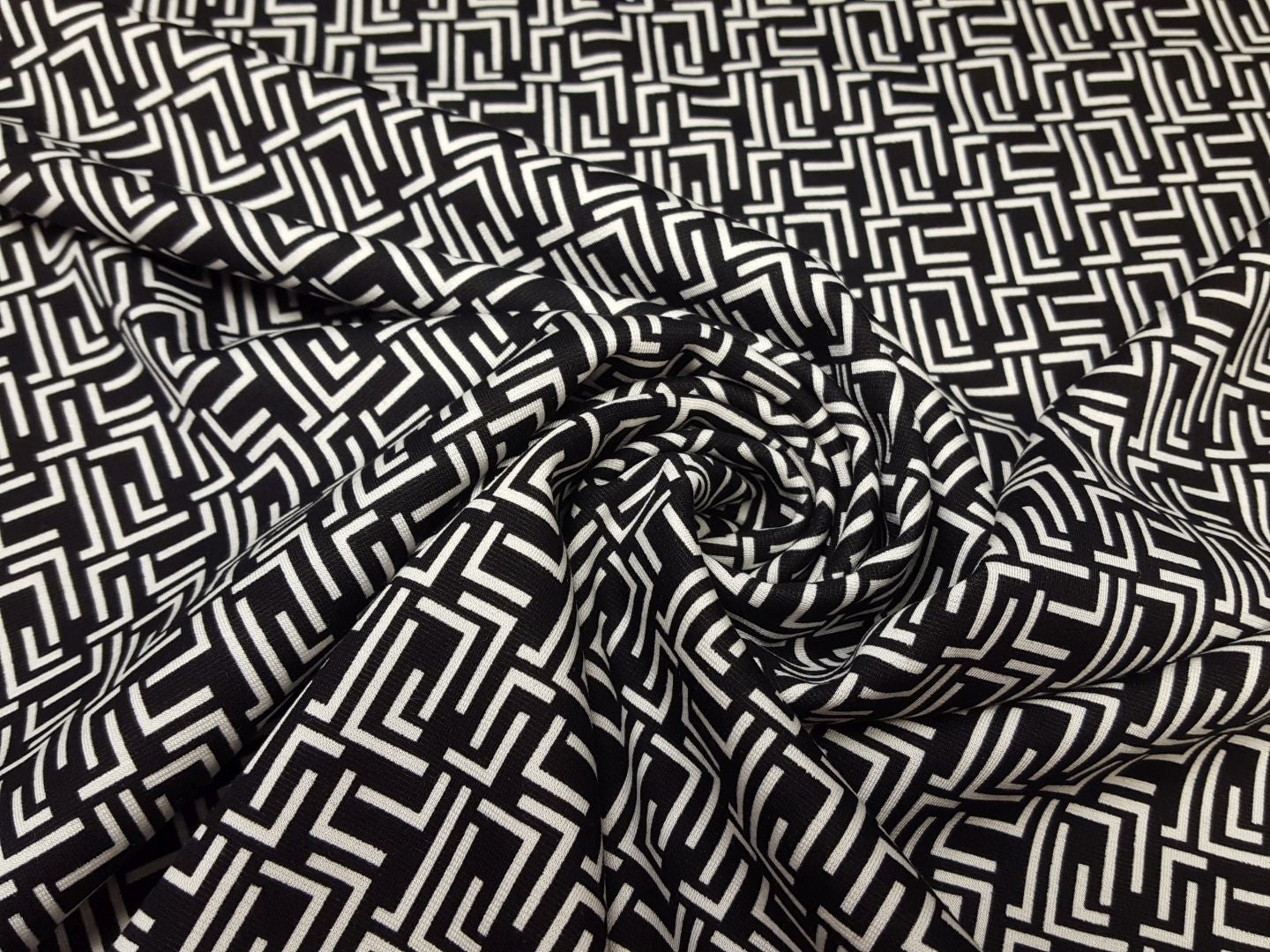 Maze schwarz/offwhite