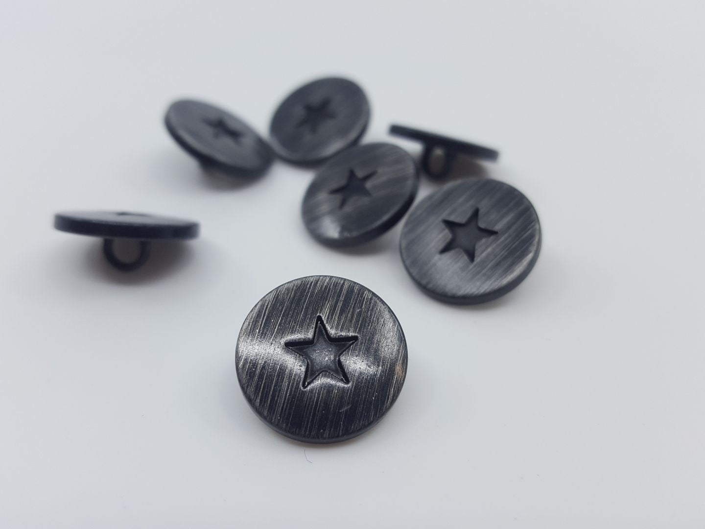 Metallknöpfe geschwärzt 15mm