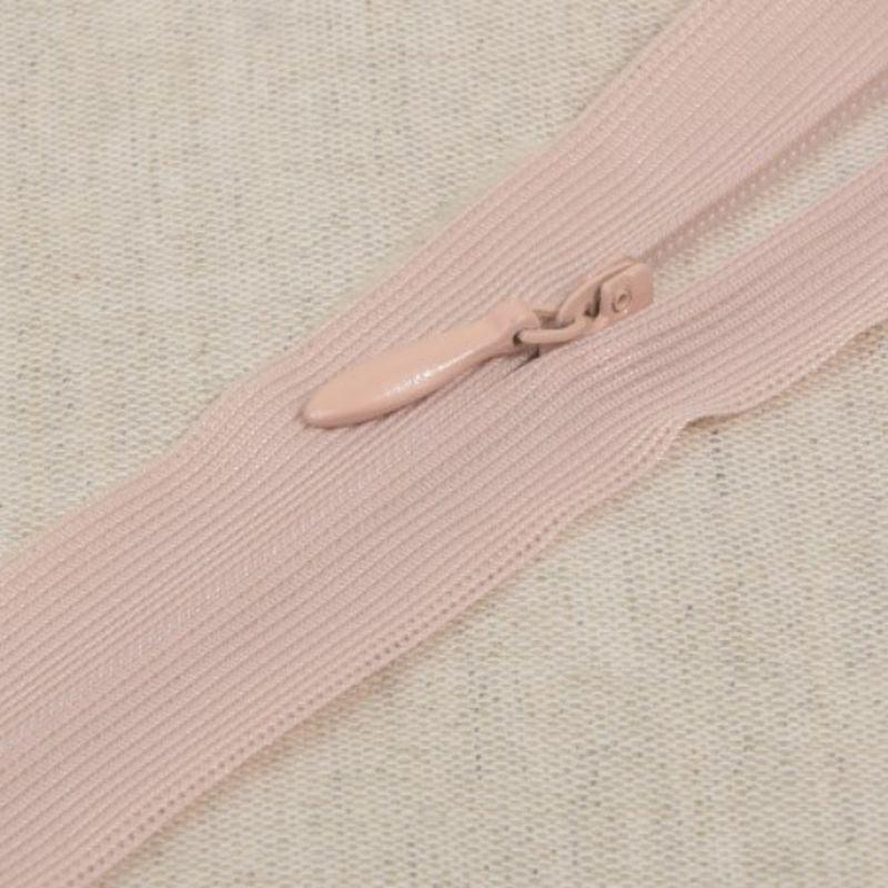 Nahtverdeckter Reissverschluss bis 40cm beige