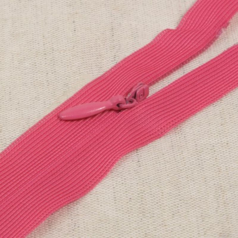 Nahtverdeckter Reissverschluss bis 40cm pink