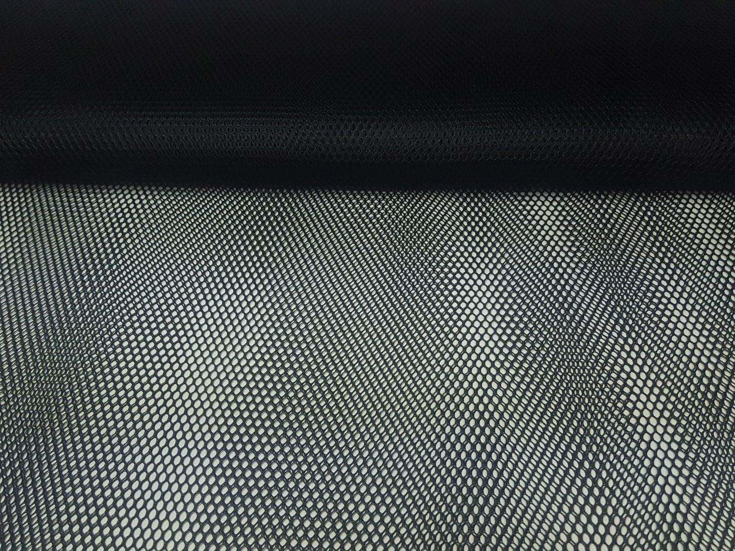 Netzstoff schwarz