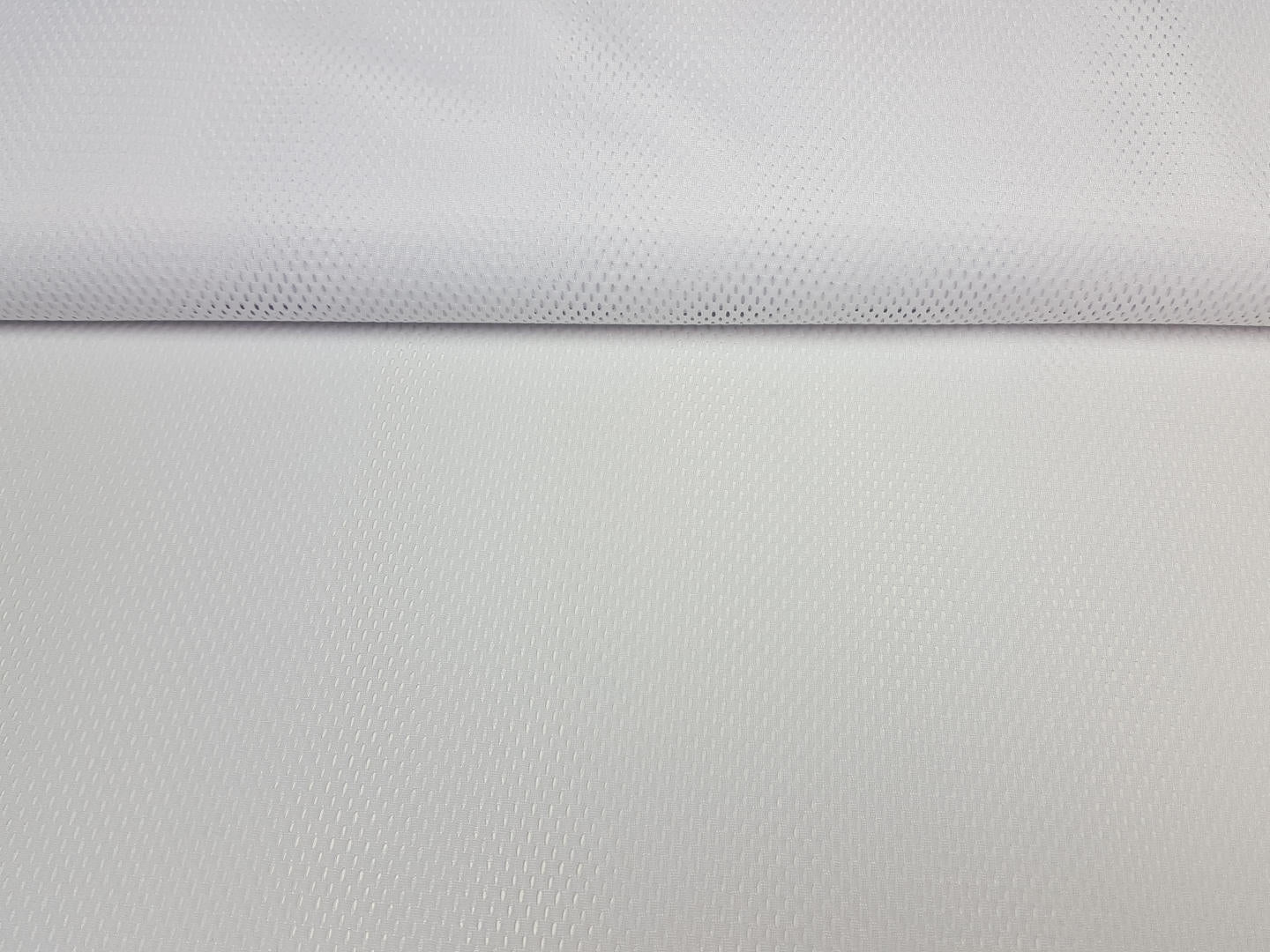 Netzstoff weiss