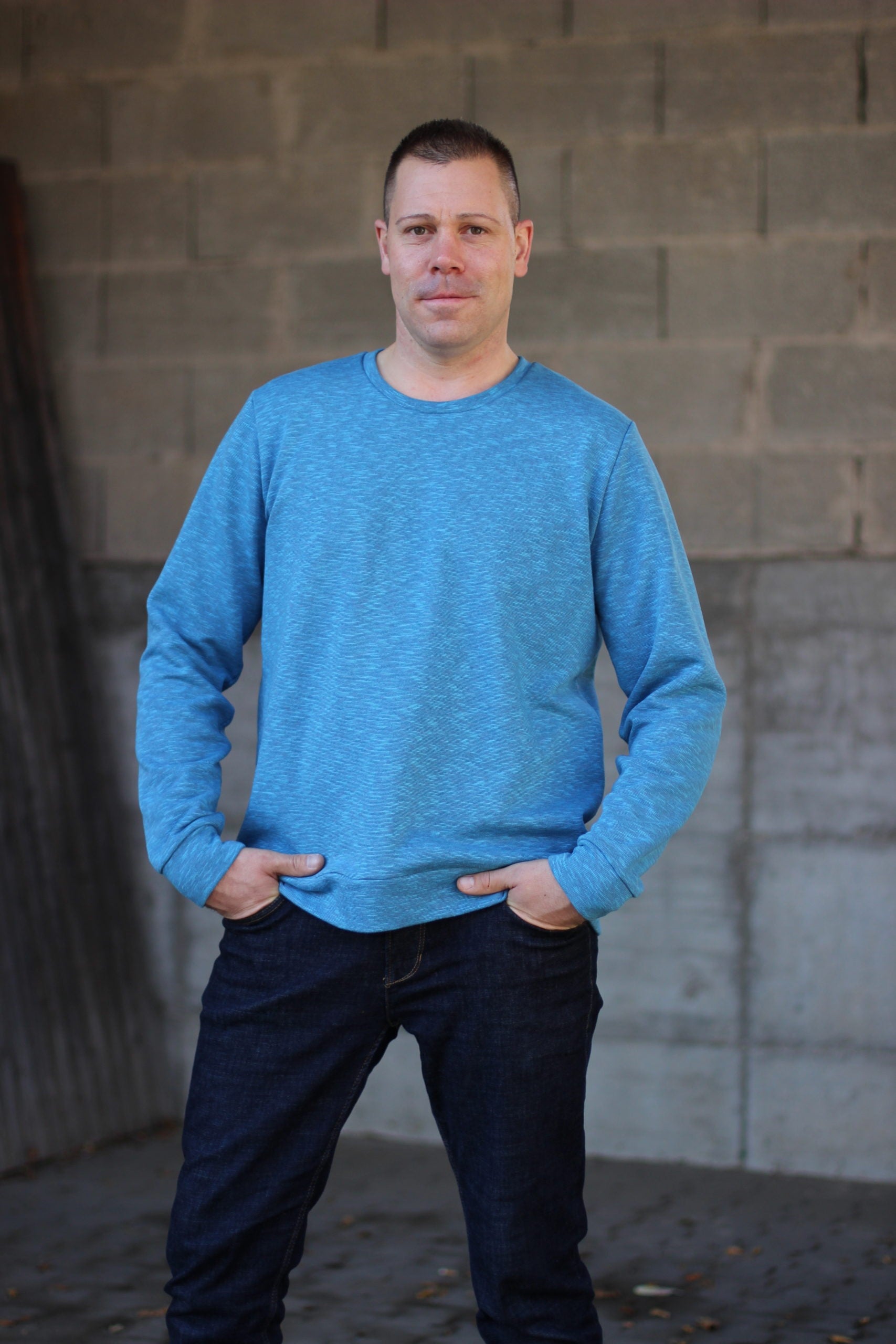 Papierschnittmuster Basic-Pullover Herren von Fadenkäfer