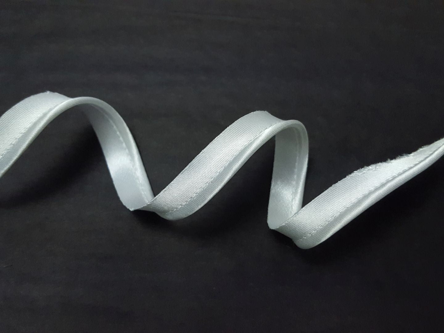 Paspel Satin weiss