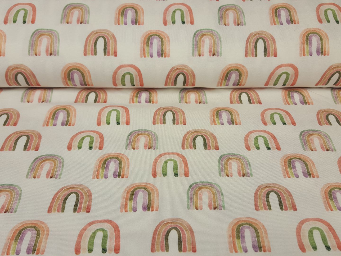 Pastel Rainbow offwhite