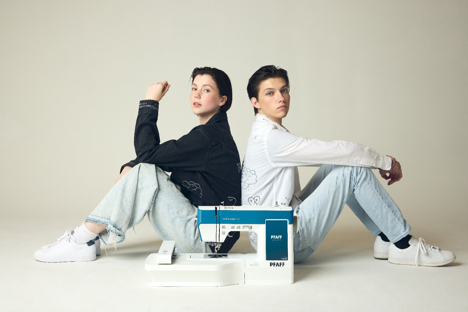 Pfaff creative expect 350 Näh- und Stickmaschine