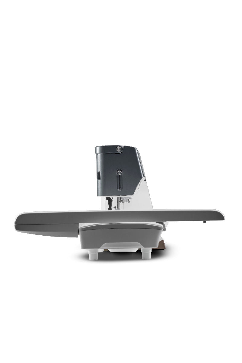 PFAFF Creative Expression 750 Näh- und Stickmaschine