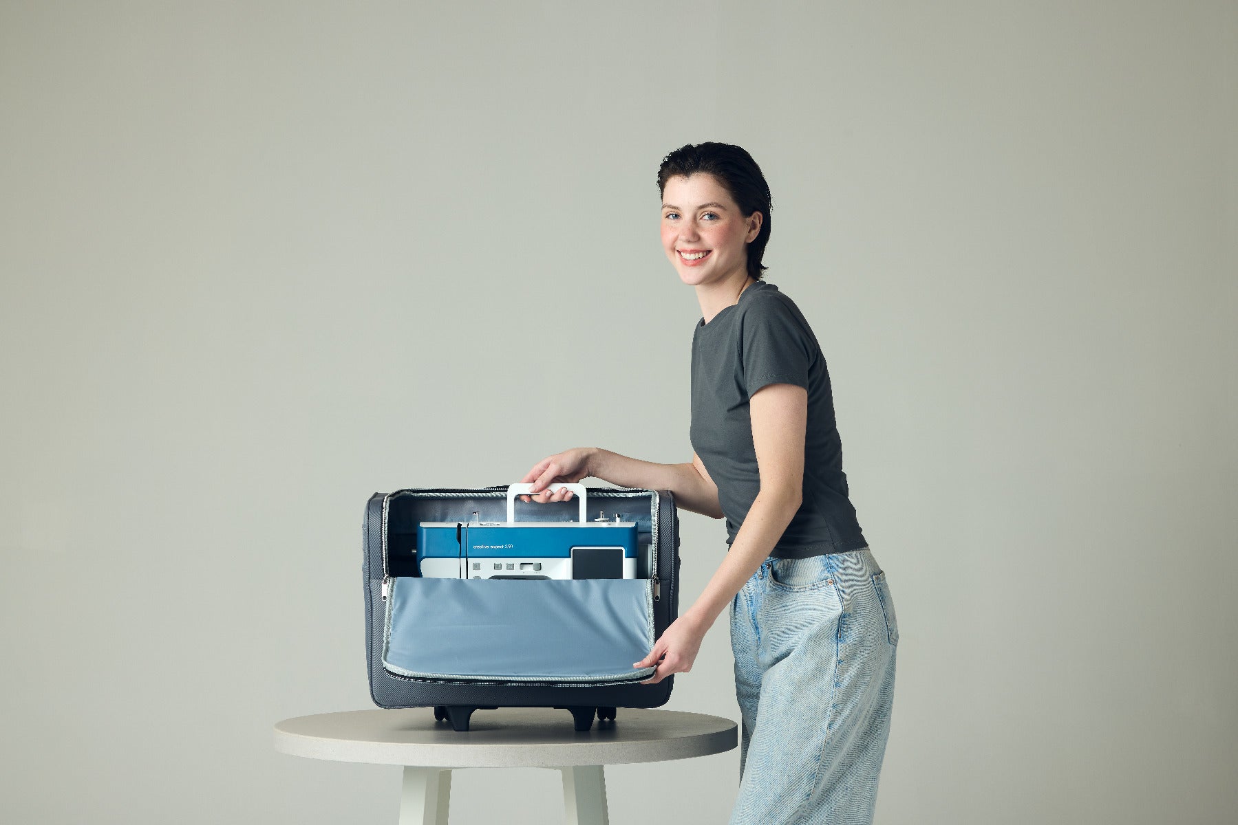 Pfaff creative expect 350 Näh- und Stickmaschine