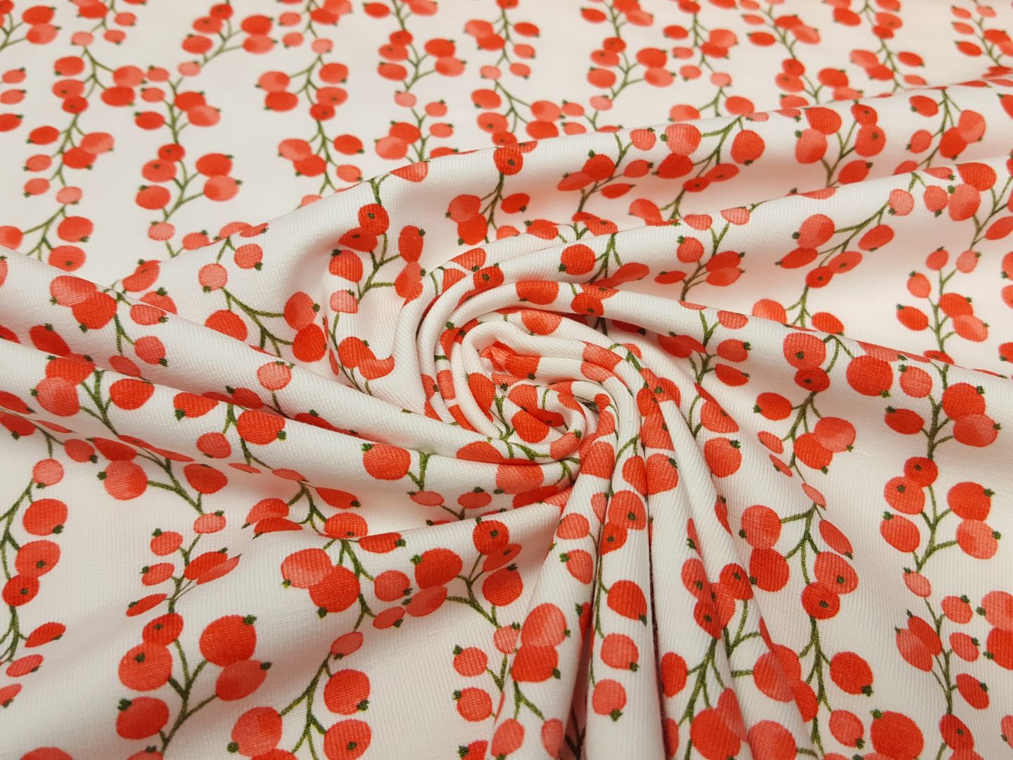 Poppies Fruit offwhite/rot