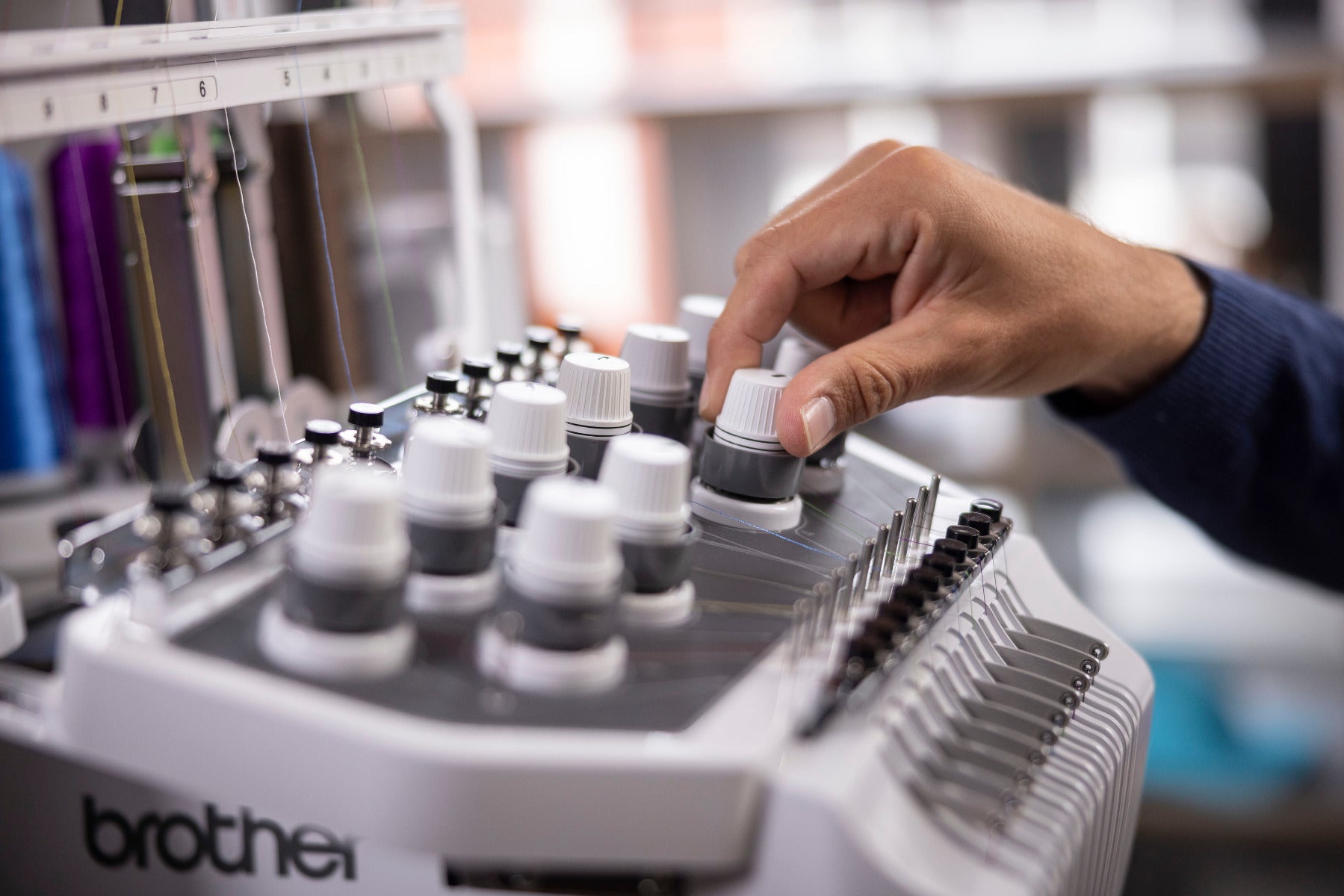 Brother PR1060W Stickmaschine (10 Nadeln)