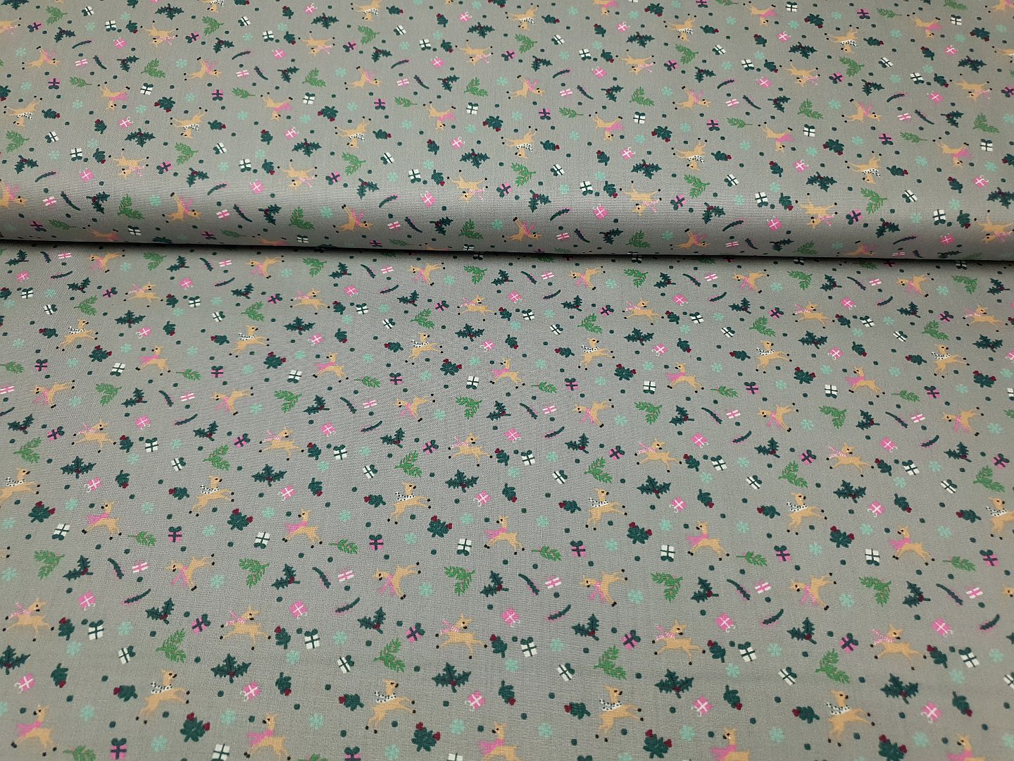 Reindeer grau/grün/pink/beige