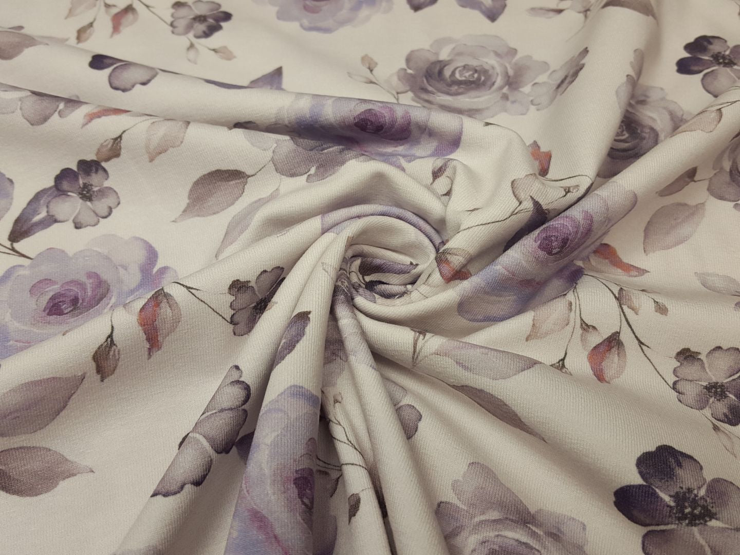 Roses offwhite/lila