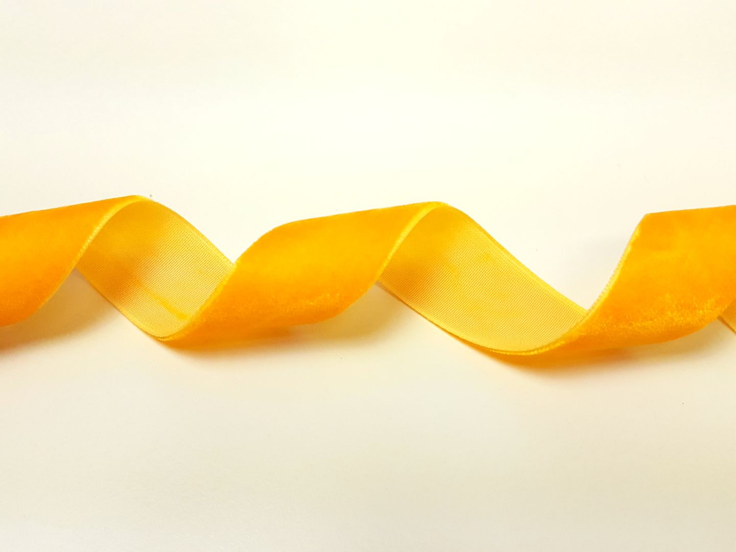 Samtband 24mm sonnengelb