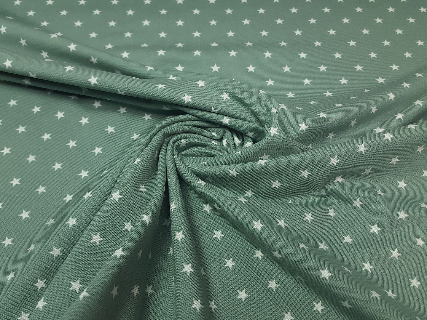 Sterne mint/weiss