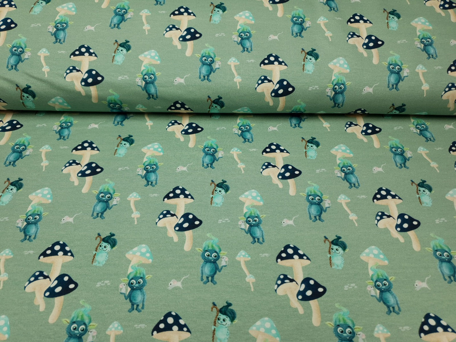 Troll grün/mint/petrol/beige