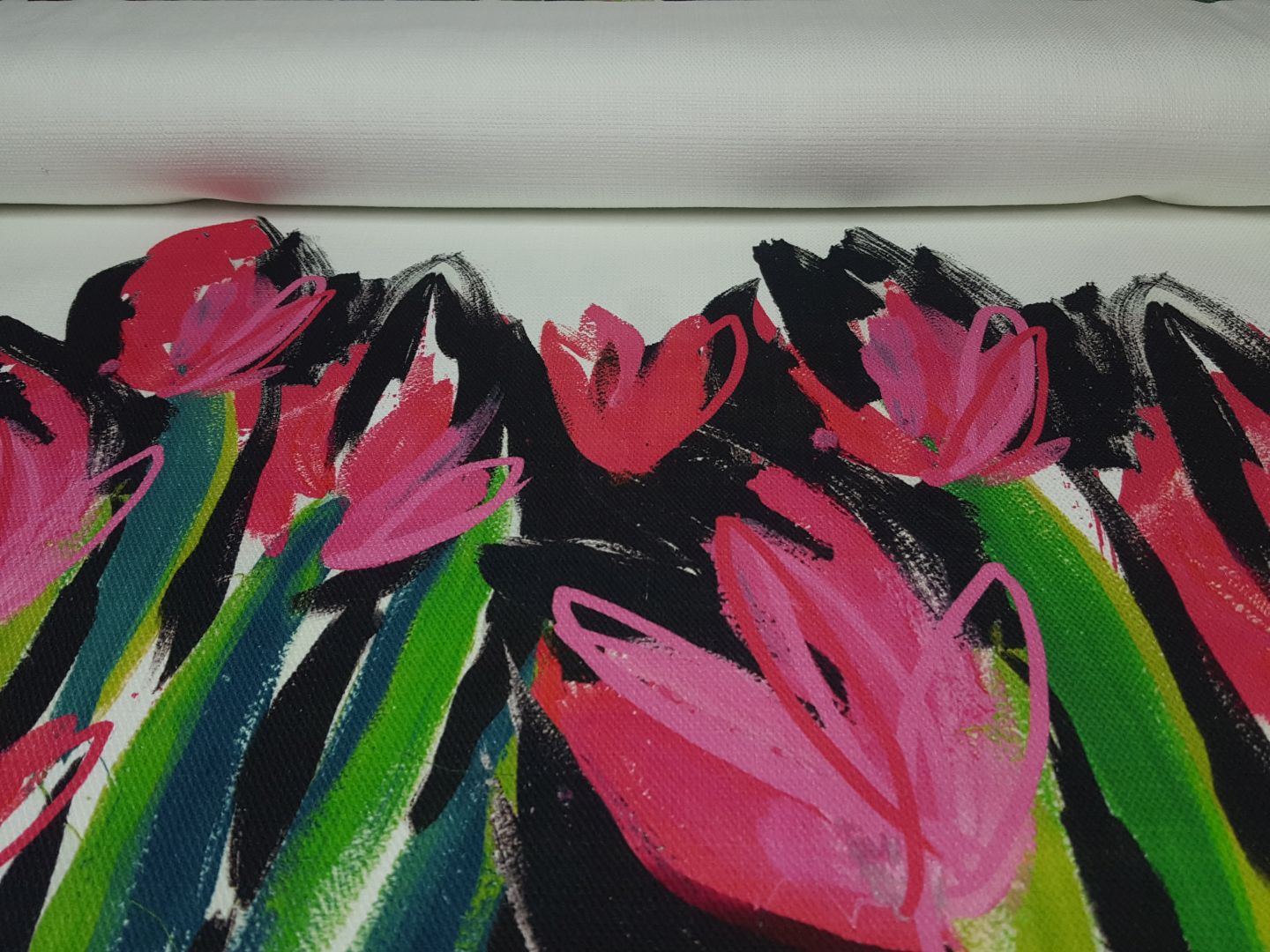 Tulpina schwarz/bunt/weiss