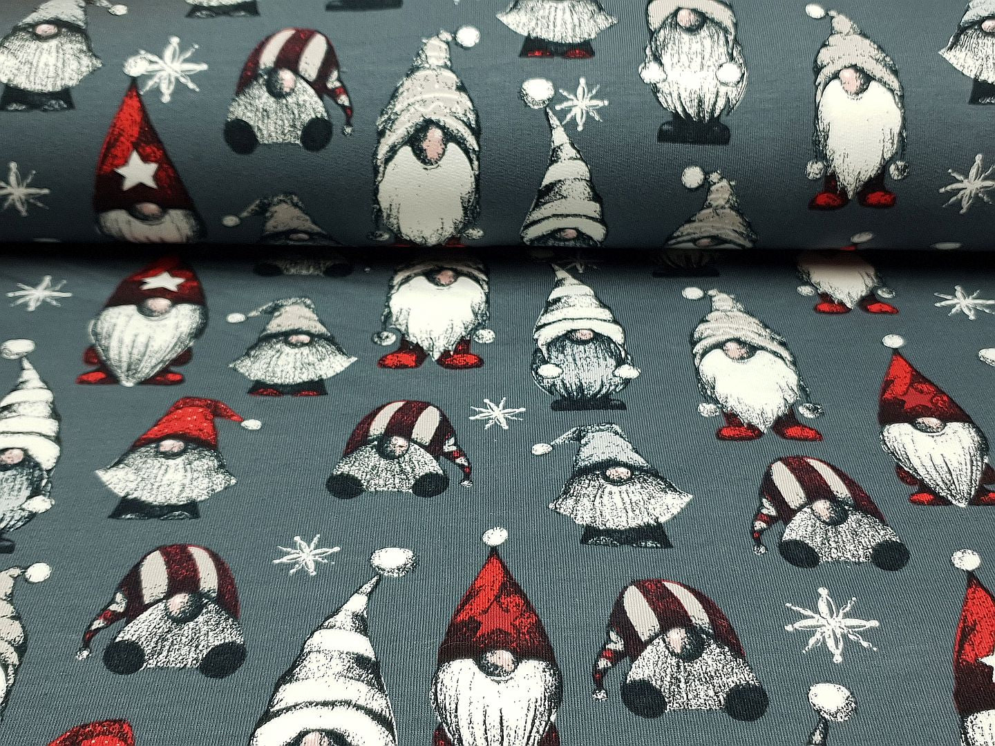 Vintage Gnomes grau/rot