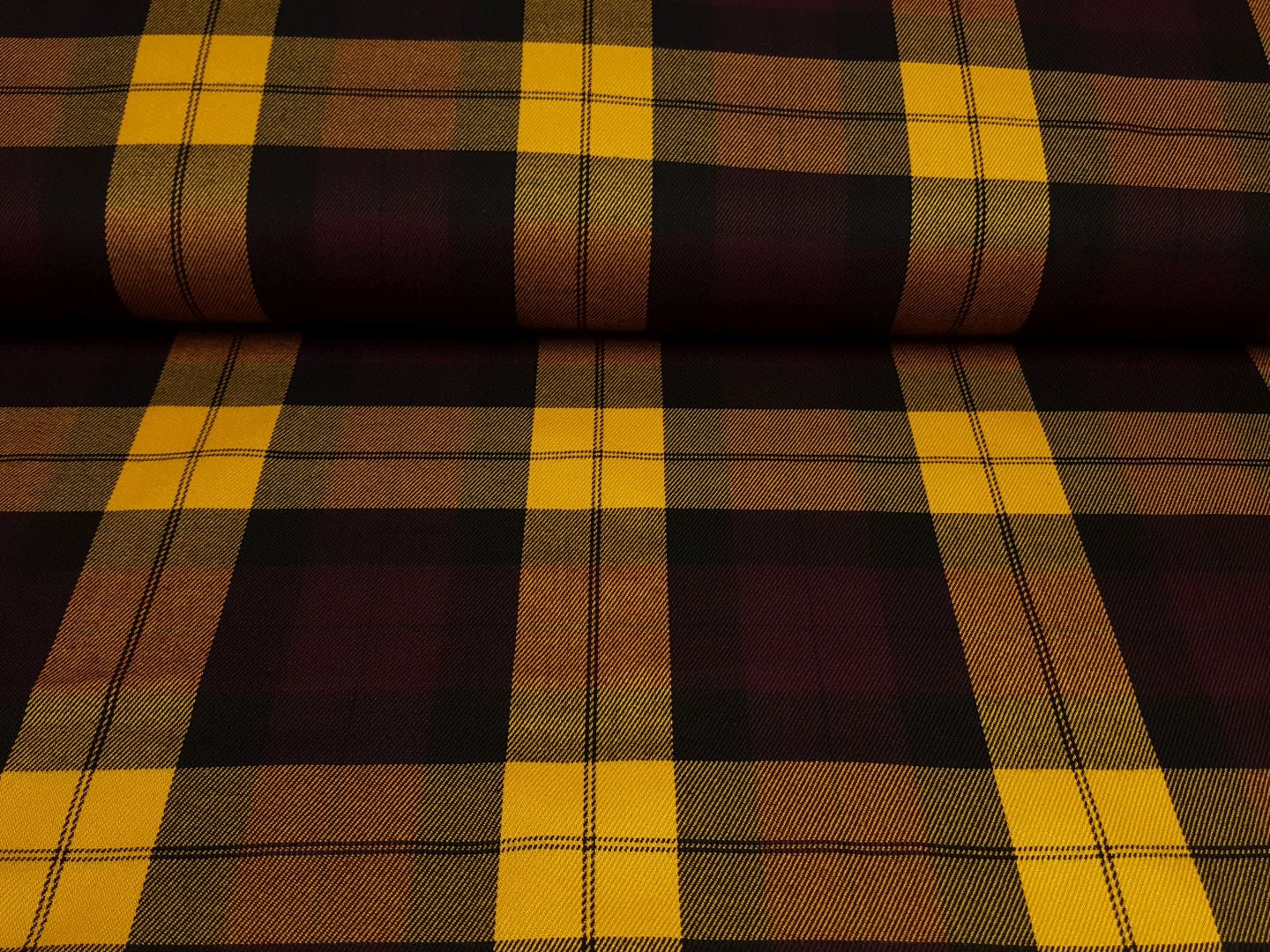 Viskose Twill schwarz/bordeaux/senf