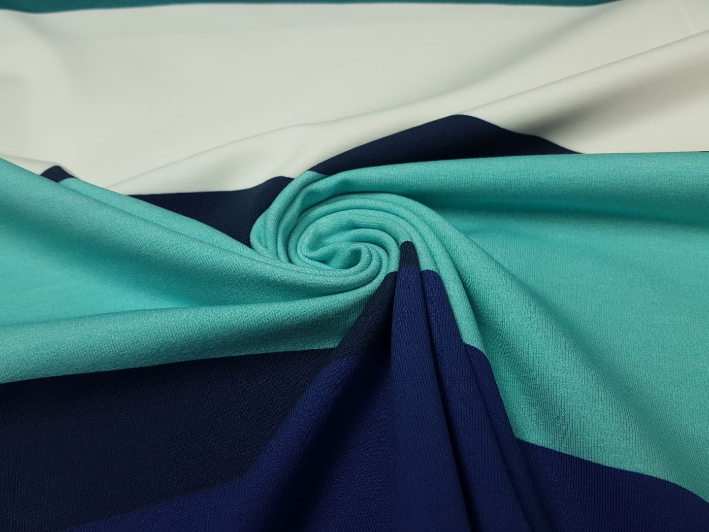 Wave XL aqua/navy/offwhite/royalblau