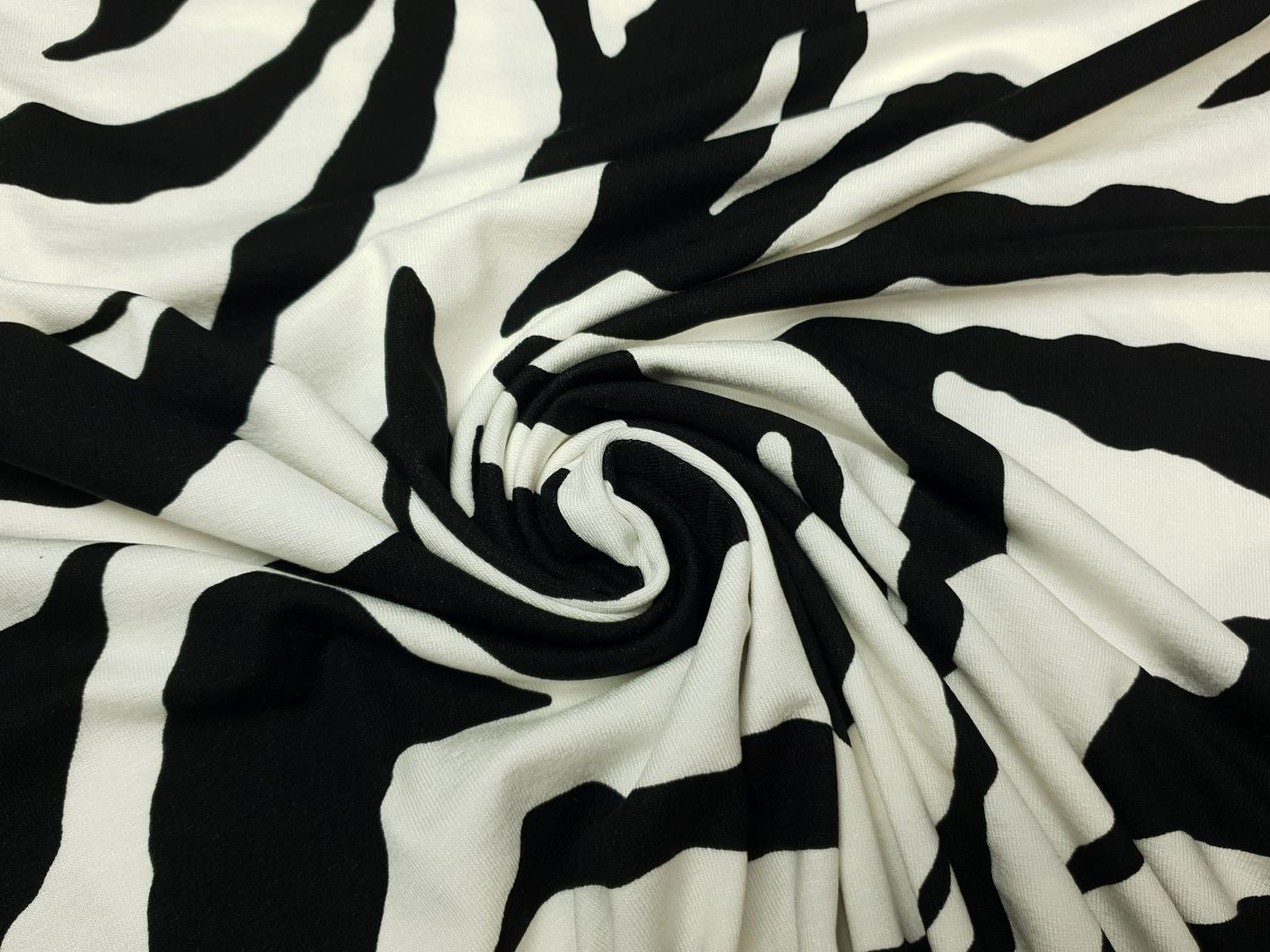 Waves schwarz/offwhite