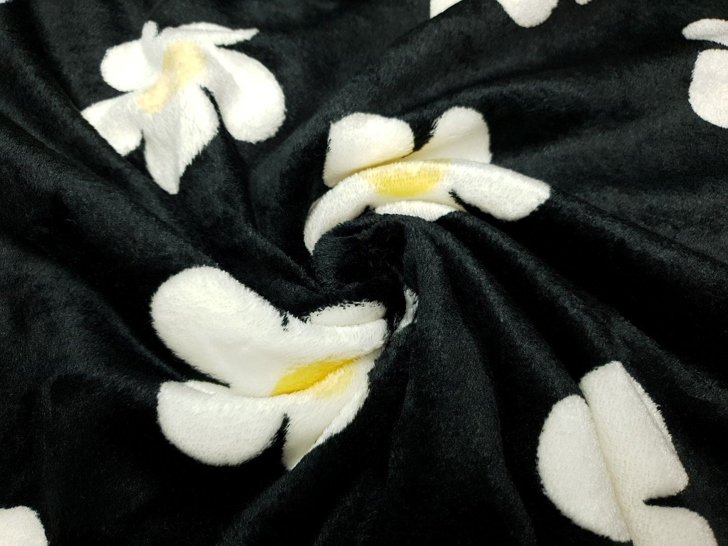 Wellnessfleece Flowers schwarz/offwhite/gelb