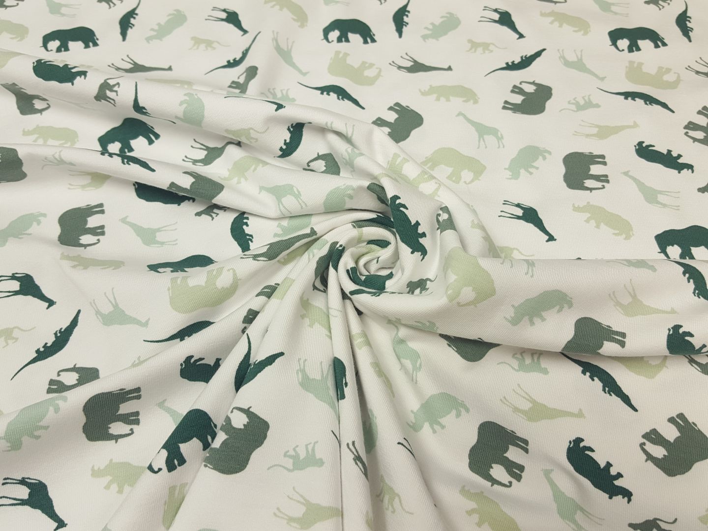 Wildlife offwhite/green