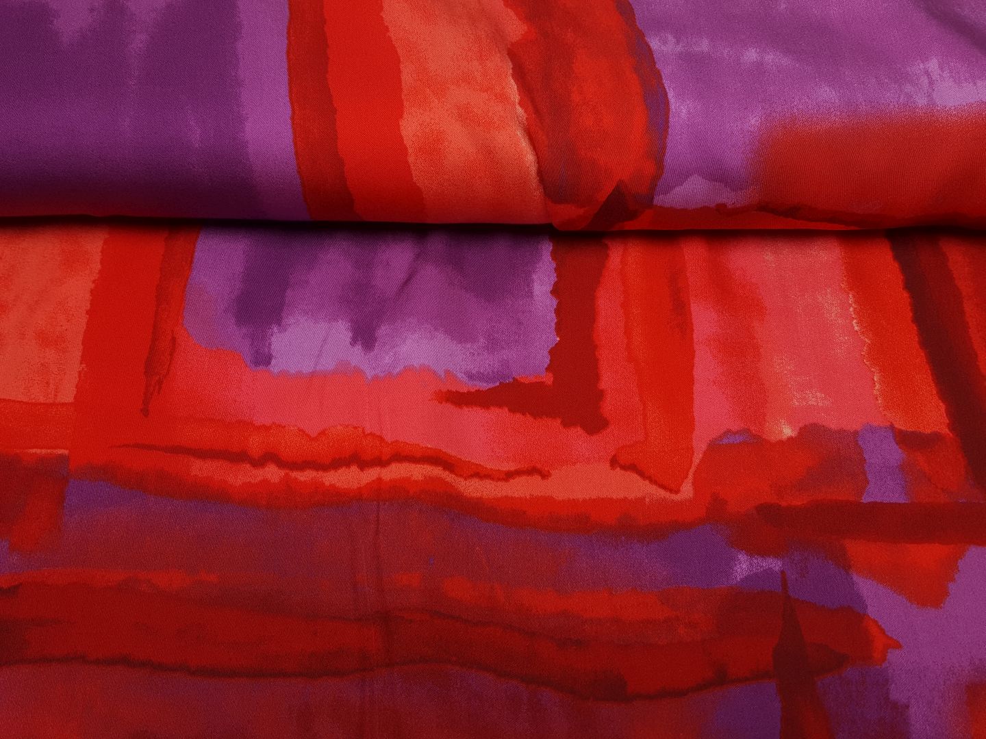 Windows purpurlila/rot