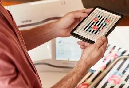 Brother Stellaire XE2 Stickmaschine mit LED-Pointer & Disney